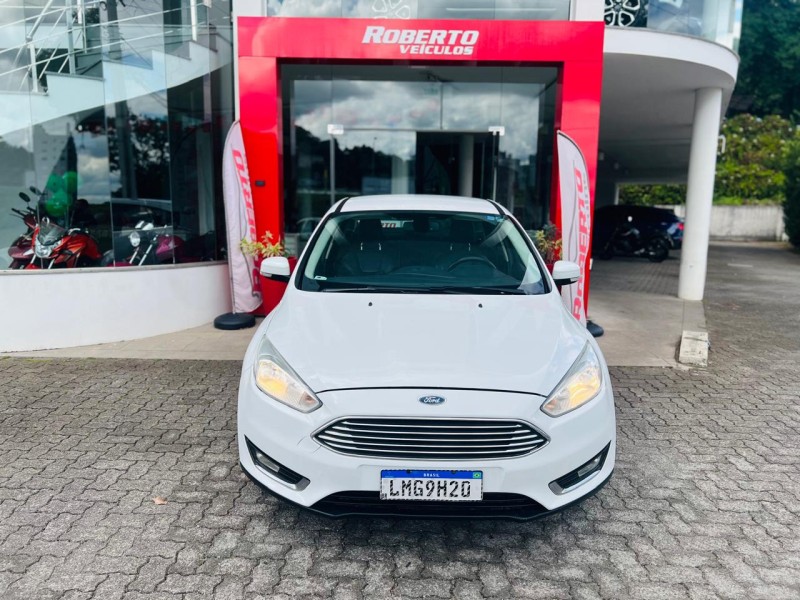 FOCUS 2.0 TITANIUM SEDAN 16V FLEX 4P AUTOMÁTICO - 2016 - BENTO GONçALVES