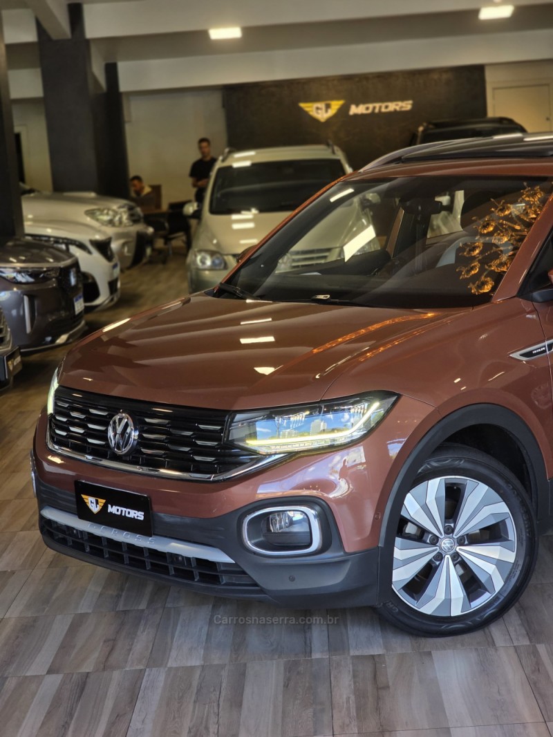 T-CROSS 1.4 HIGHLINE TSI 16V FLEX 4P AUTOMÁTICO - 2020 - CAXIAS DO SUL