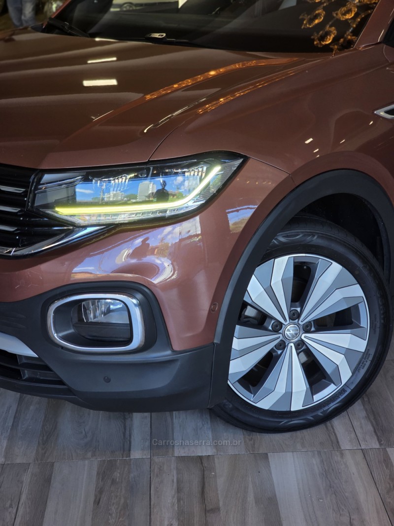 T-CROSS 1.4 HIGHLINE TSI 16V FLEX 4P AUTOMÁTICO - 2020 - CAXIAS DO SUL
