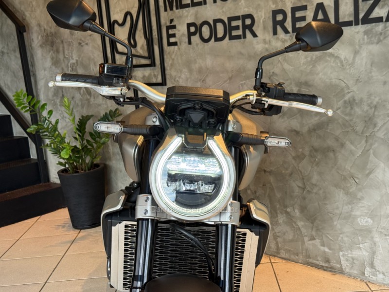 CB 1000R ABS - 2022 - CAXIAS DO SUL
