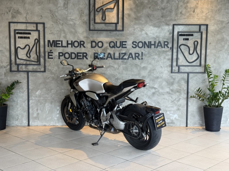 CB 1000R ABS - 2022 - CAXIAS DO SUL