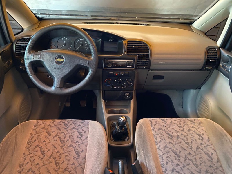 ZAFIRA 2.0 MPFI CD 16V GASOLINA 4P MANUAL - 2001 - ESTâNCIA VELHA
