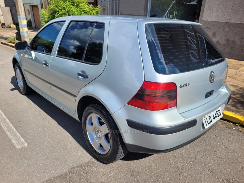 GOLF 1.6 MI GENERATION 8V GASOLINA 4P MANUAL - 2003 - FLORES DA CUNHA