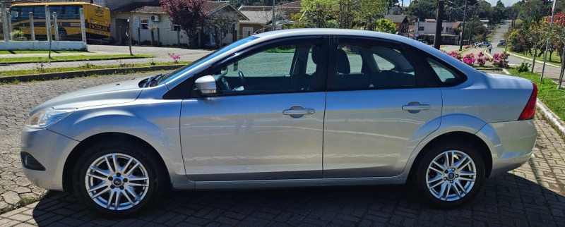 FOCUS 2.0 FC 16V FLEX 4P AUTOMÁTICO - 2013 - CANELA