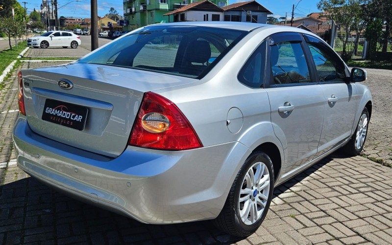 FOCUS 2.0 FC 16V FLEX 4P AUTOMÁTICO - 2013 - CANELA