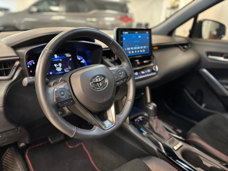 COROLLA 2.0 CROSS GR-S 16V FLEX 4P AUTOMÁTICO - 2023 - CARLOS BARBOSA