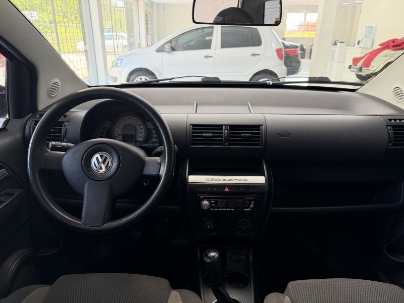 FOX 1.6 MI 8V FLEX 4P MANUAL - 2009 - CAXIAS DO SUL