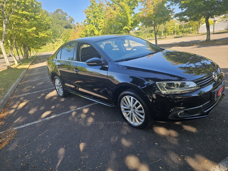 jetta 2.0 tsi dsg highline 200cv gasolina 4p automatico 2012 bento goncalves