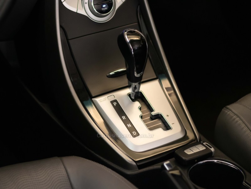 ELANTRA 1.8 GLS 16V GASOLINA 4P AUTOMÁTICO - 2012 - CAXIAS DO SUL