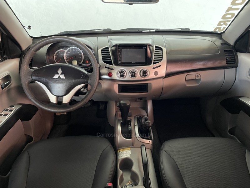 L200 TRITON 3.2 HPE 4X4 CD 16V TURBO INTERCOOLER DIESEL 4P AUTOMÁTICO - 2011 - PAROBé