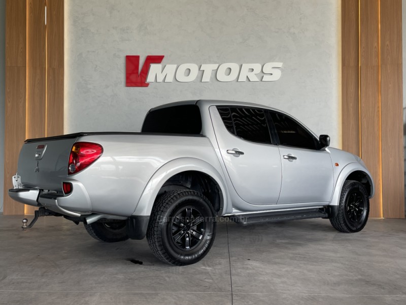 L200 TRITON 3.2 HPE 4X4 CD 16V TURBO INTERCOOLER DIESEL 4P AUTOMÁTICO - 2011 - PAROBé