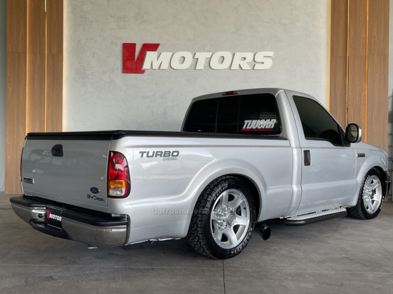 F-250 4.2 XLT 4X2 CS TURBO INTERCOOLER DIESEL 2P MANUAL - 2000 - PAROBé