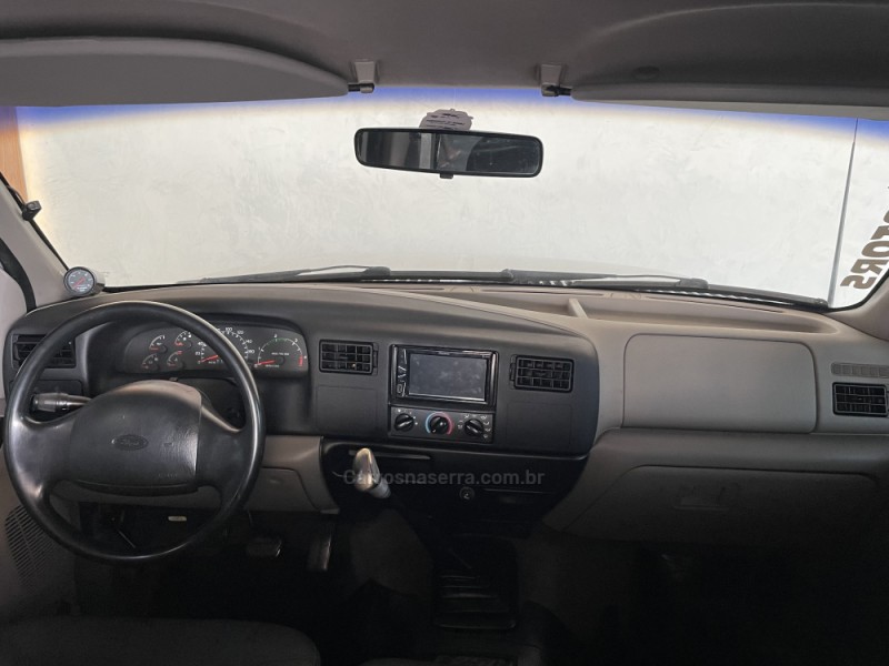 F-250 4.2 XLT 4X2 CS TURBO INTERCOOLER DIESEL 2P MANUAL - 2000 - PAROBé