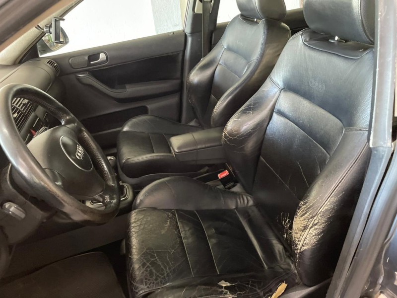 A3 1.8 20V GASOLINA 4P MANUAL - 2003 - BOM PRINCíPIO