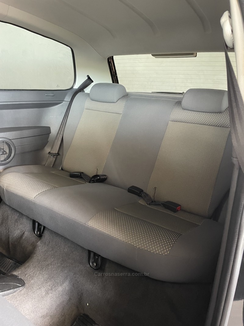 FOX 1.0 MI TREND 8V FLEX 2P MANUAL - 2009 - PAROBé