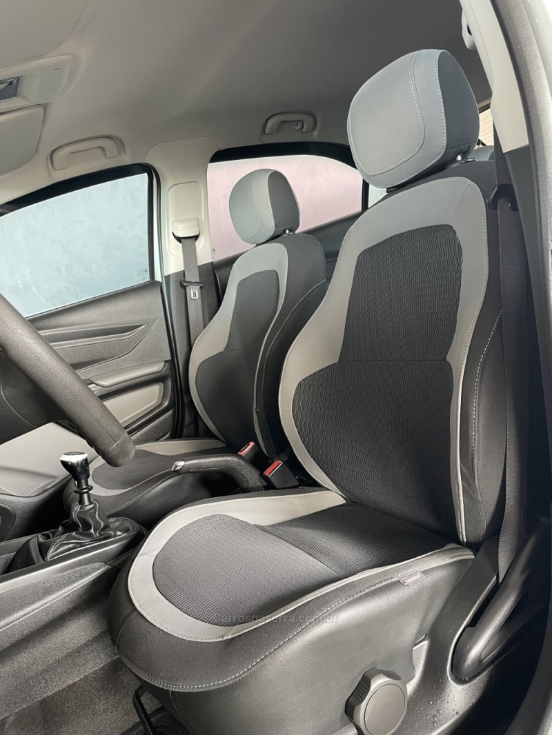 ONIX 1.0 JOY 8V FLEX 4P MANUAL - 2015 - PAROBé