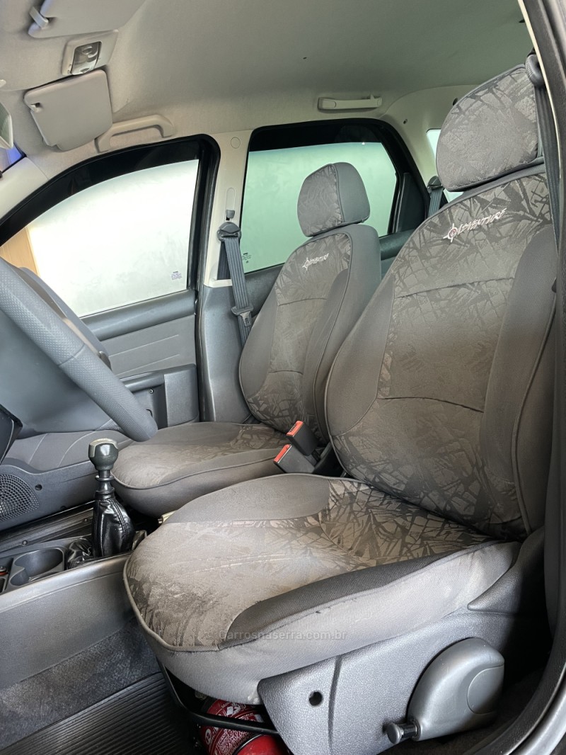 PALIO 1.8 MPI ADVENTURE LOCKER WEEKEND 8V FLEX 4P MANUAL - 2009 - PAROBé