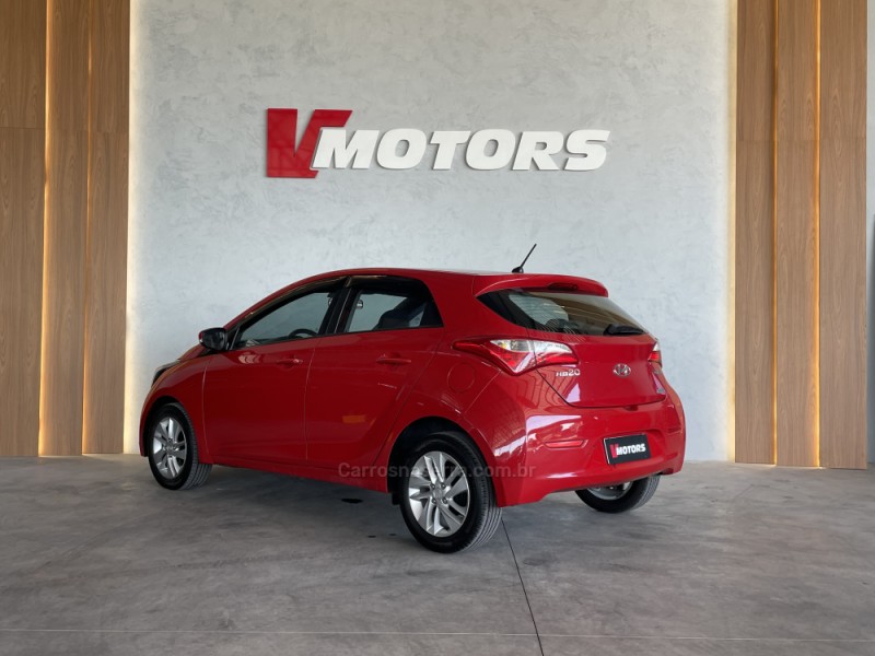 HB20 1.6 PREMIUM 16V FLEX 4P AUTOMÁTICO - 2014 - PAROBé