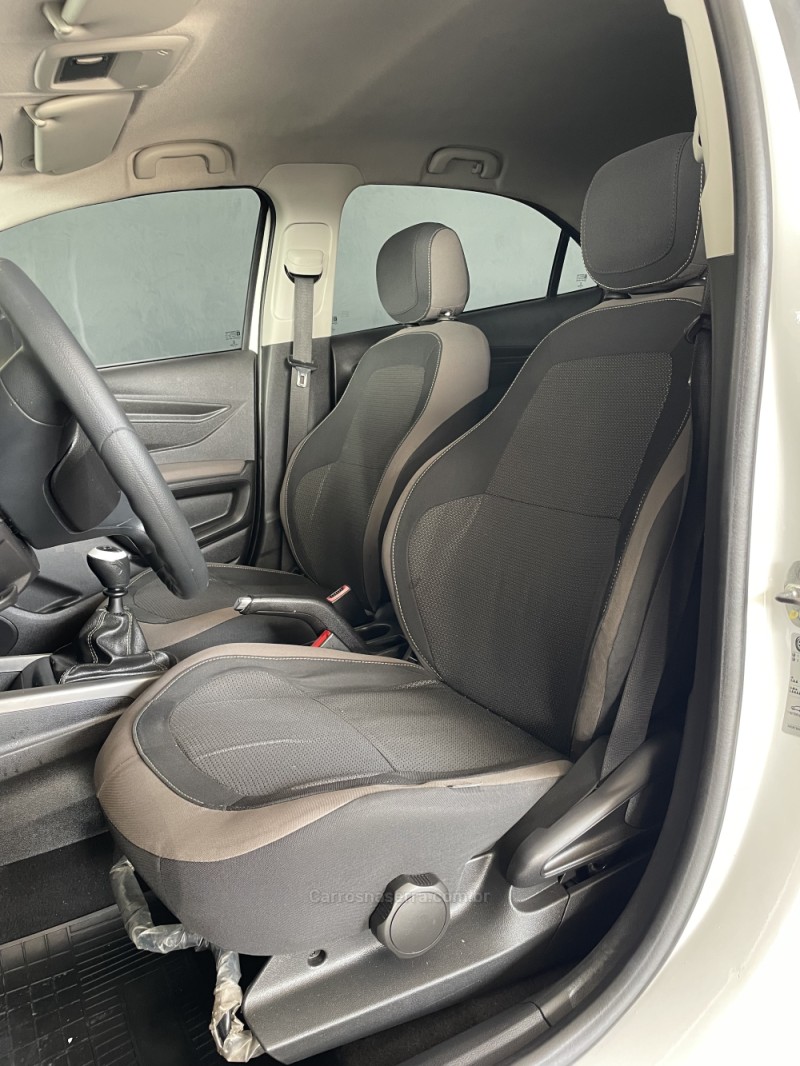 PRISMA 1.4 MPFI LTZ 8V FLEX 4P MANUAL - 2015 - PAROBé