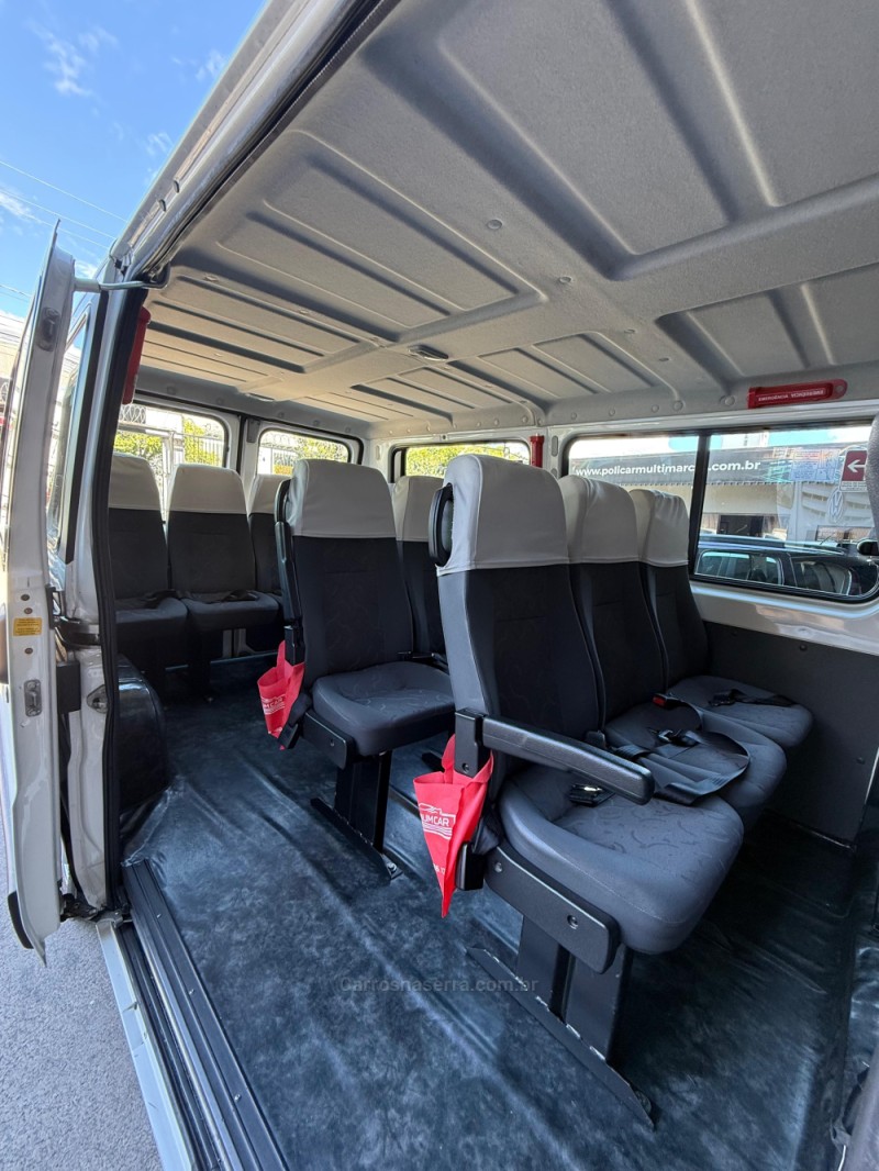DUCATO 2.3 MINIBUS TETO BAIXO 16V TURBO DIESEL 3P MANUAL - 2016 - CAXIAS DO SUL