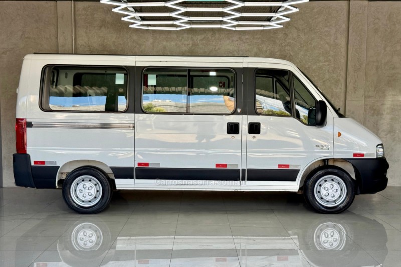 DUCATO 2.3 MINIBUS TETO BAIXO 16V TURBO DIESEL 3P MANUAL - 2016 - CAXIAS DO SUL
