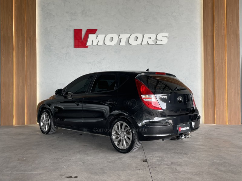 I30 2.0 MPI 16V GASOLINA 4P MANUAL - 2010 - PAROBé