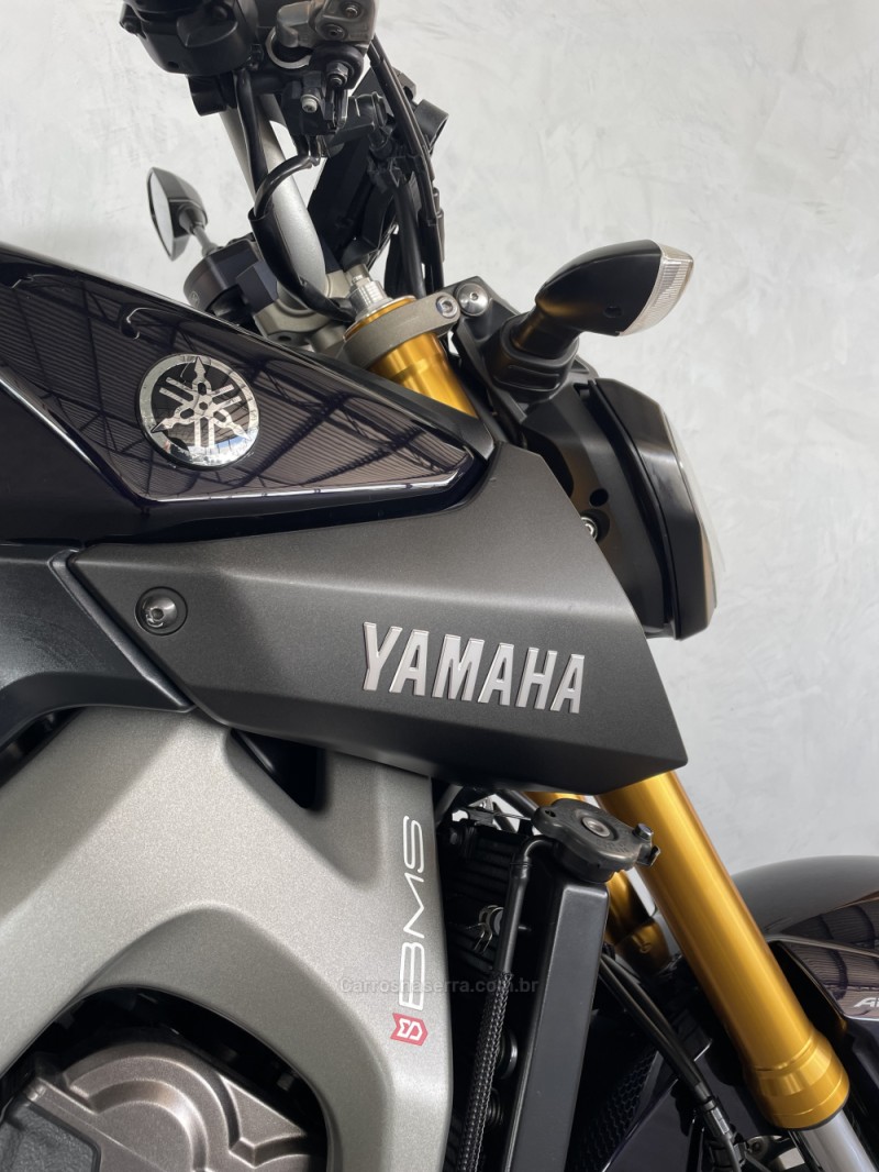 MT 09 ABS - 2015 - PAROBé