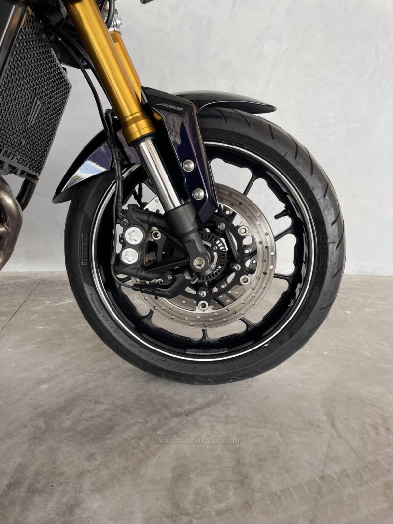 MT 09 ABS - 2015 - PAROBé