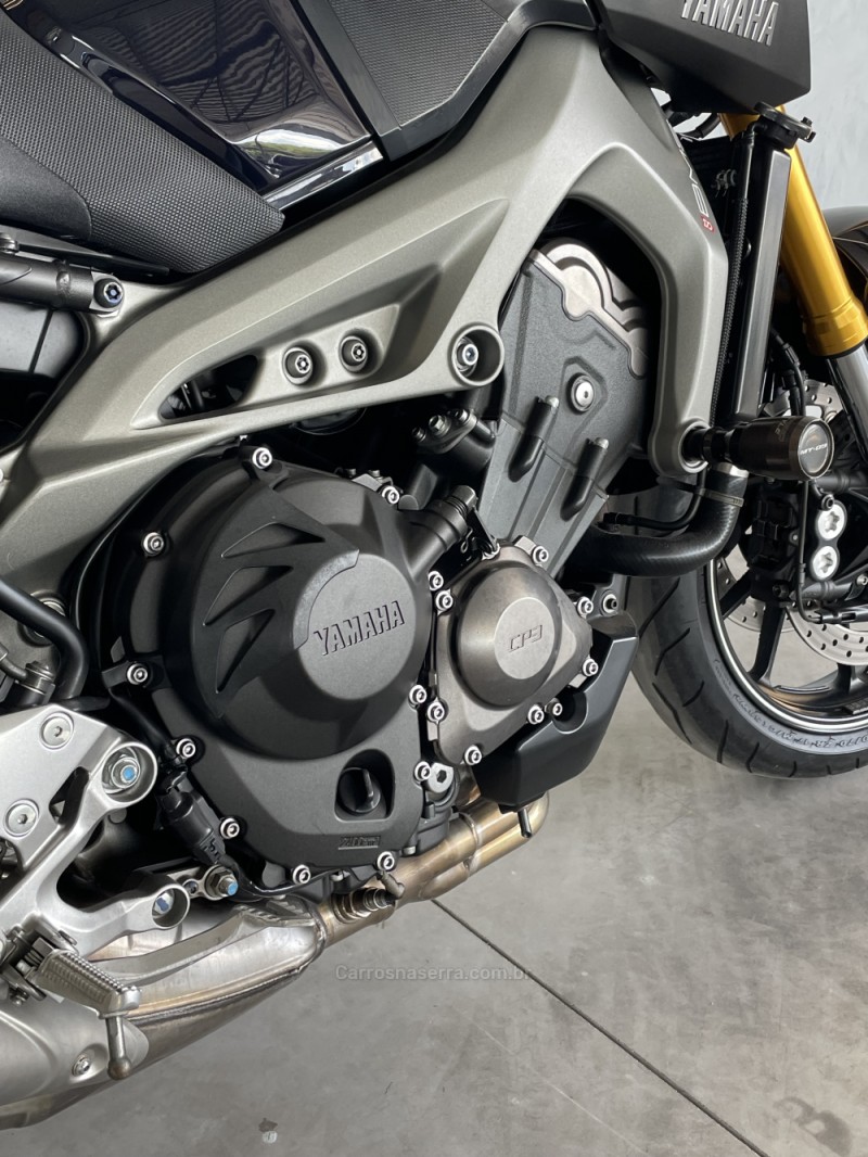 MT 09 ABS - 2015 - PAROBé