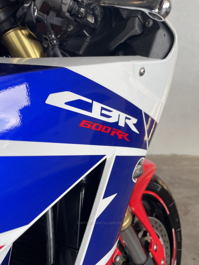 CBR 600RR ABS - 2014 - PAROBé