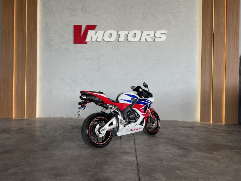 CBR 600RR ABS - 2014 - PAROBé