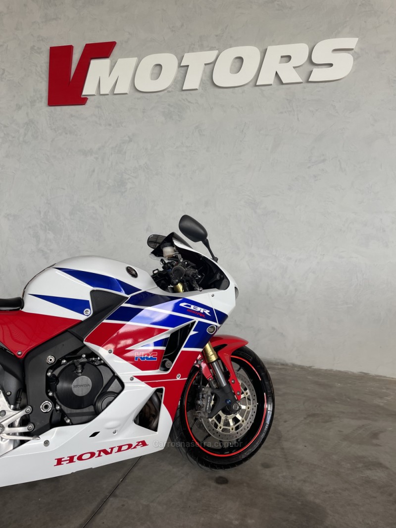 CBR 600RR ABS - 2014 - PAROBé