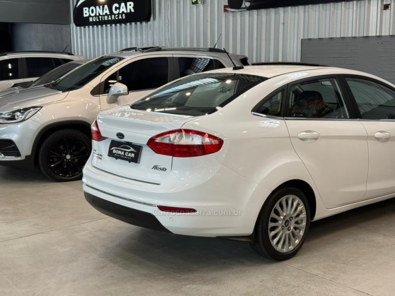 FIESTA 1.6 TITANIUM PLUS SEDAN 16V FLEX 4P AUTOMÁTICO - 2015 - CAXIAS DO SUL