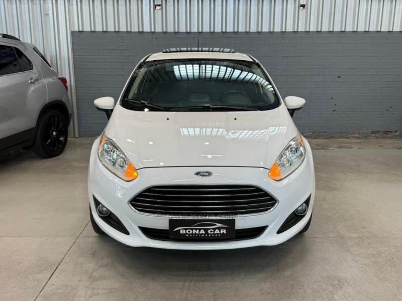 FIESTA 1.6 TITANIUM PLUS SEDAN 16V FLEX 4P AUTOMÁTICO - 2015 - CAXIAS DO SUL