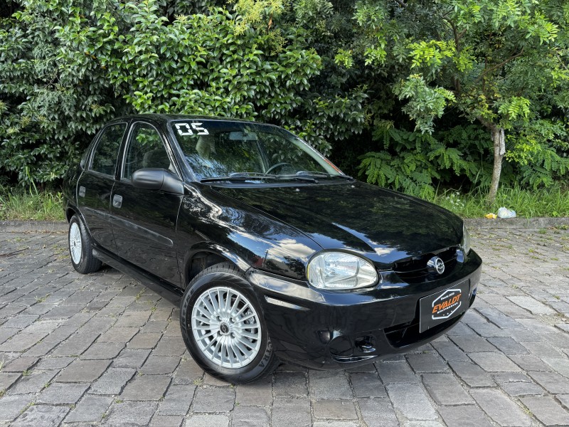 CLASSIC 1.6 MPFI SPIRIT 8V GASOLINA 4P MANUAL - 2005 - CAXIAS DO SUL