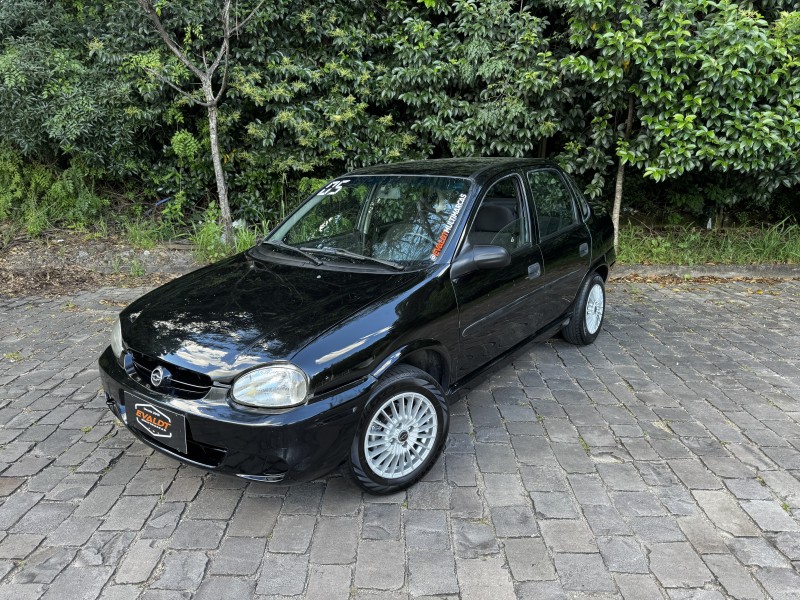 classic 1.6 mpfi spirit 8v gasolina 4p manual 2005 caxias do sul