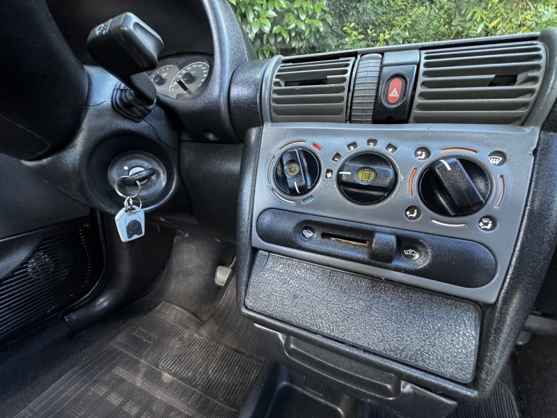 CLASSIC 1.6 MPFI SPIRIT 8V GASOLINA 4P MANUAL - 2005 - CAXIAS DO SUL