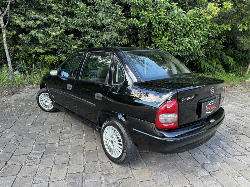 CLASSIC 1.6 MPFI SPIRIT 8V GASOLINA 4P MANUAL - 2005 - CAXIAS DO SUL