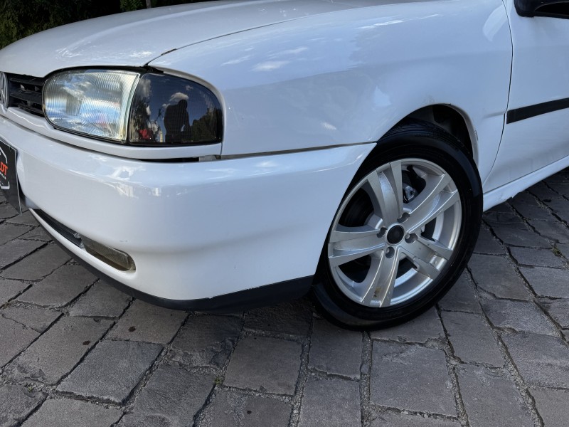 PARATI 1.6 MI CL 8V GASOLINA 4P MANUAL - 1999 - CAXIAS DO SUL