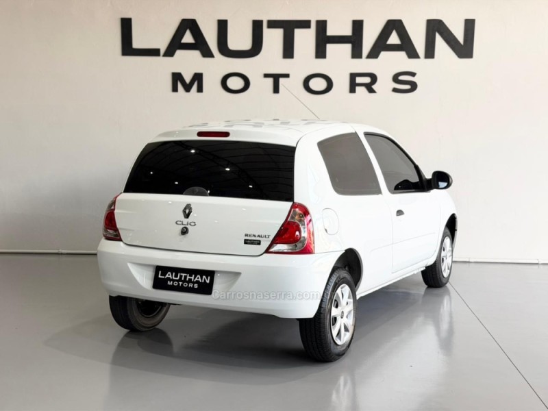 CLIO 1.0 AUTHENTIQUE 16V FLEX 2P MANUAL - 2014 - NOVO HAMBURGO