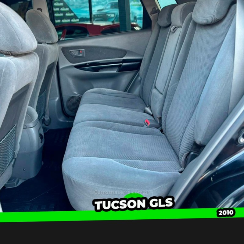TUCSON 2.0 MPFI GLS 16V 143CV 2WD GASOLINA 4P AUTOMÁTICO - 2010 - TAQUARA