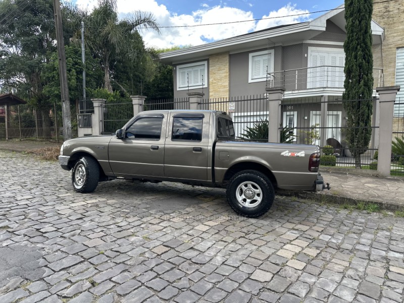 RANGER 2.5 XLT 4X4 CD 8V TURBO INTERCOOLER DIESEL 4P MANUAL - 2000 - CAXIAS DO SUL
