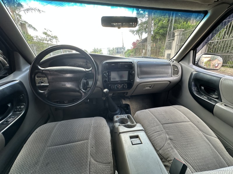 RANGER 2.5 XLT 4X4 CD 8V TURBO INTERCOOLER DIESEL 4P MANUAL - 2000 - CAXIAS DO SUL