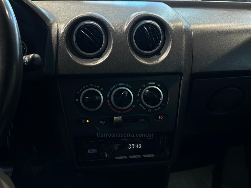 PRISMA 1.4 MPFI MAXX 8V FLEX 4P MANUAL - 2008 - CAXIAS DO SUL