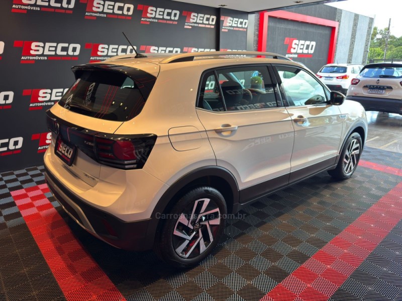 T-CROSS 1.4 HIGHLINE TSI 16V FLEX 4P AUTOMÁTICO - 2025 - PASSO FUNDO