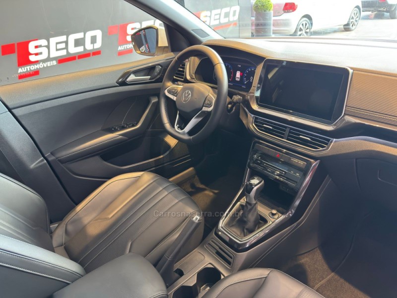T-CROSS 1.4 HIGHLINE TSI 16V FLEX 4P AUTOMÁTICO - 2025 - PASSO FUNDO