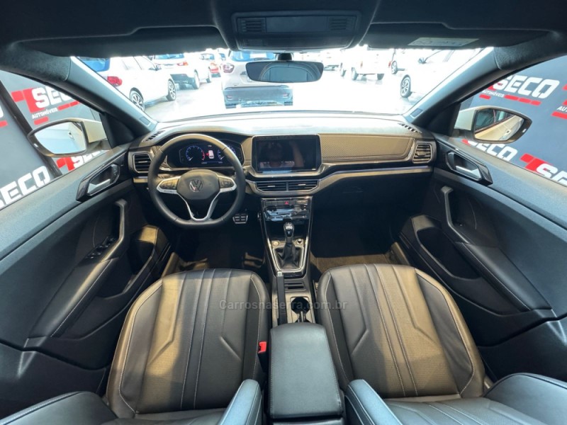 T-CROSS 1.4 HIGHLINE TSI 16V FLEX 4P AUTOMÁTICO - 2025 - PASSO FUNDO