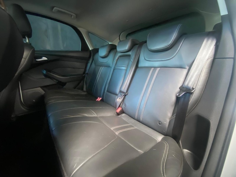 FOCUS 2.0 TITANIUM HATCH 16V FLEX 4P MANUAL - 2015 - CAXIAS DO SUL