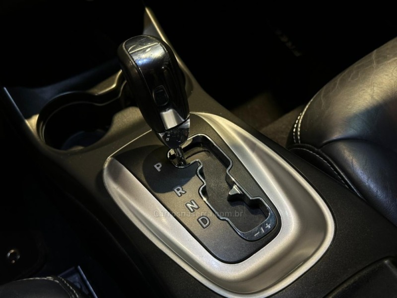 FREEMONT 2.4 PRECISION 16V GASOLINA 4P AUTOMÁTICO - 2015 - CAXIAS DO SUL