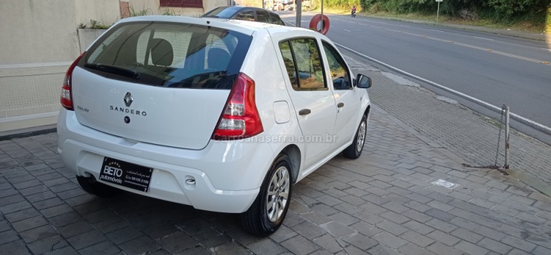 SANDERO 1.0 EXPRESSION 16V FLEX 4P MANUAL - 2013 - CAXIAS DO SUL